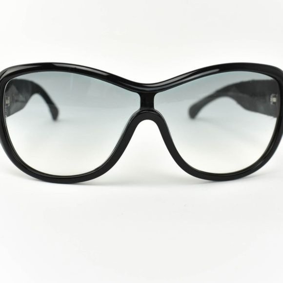 CHANEL: Black/Navy Blue, Tweed & CC Sunglasses de main image 3